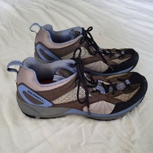 Merrell size 9 hiking shoes